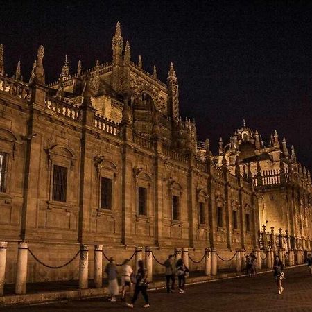 Atico Con Piscina Junto Catedral De Sevilla المظهر الخارجي الصورة
